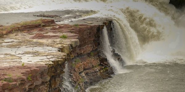 Rainbow Falls near the city of Great Falls