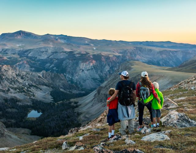 family looking over the Beartooth Wilderness