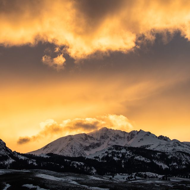 sunset in yellowstone