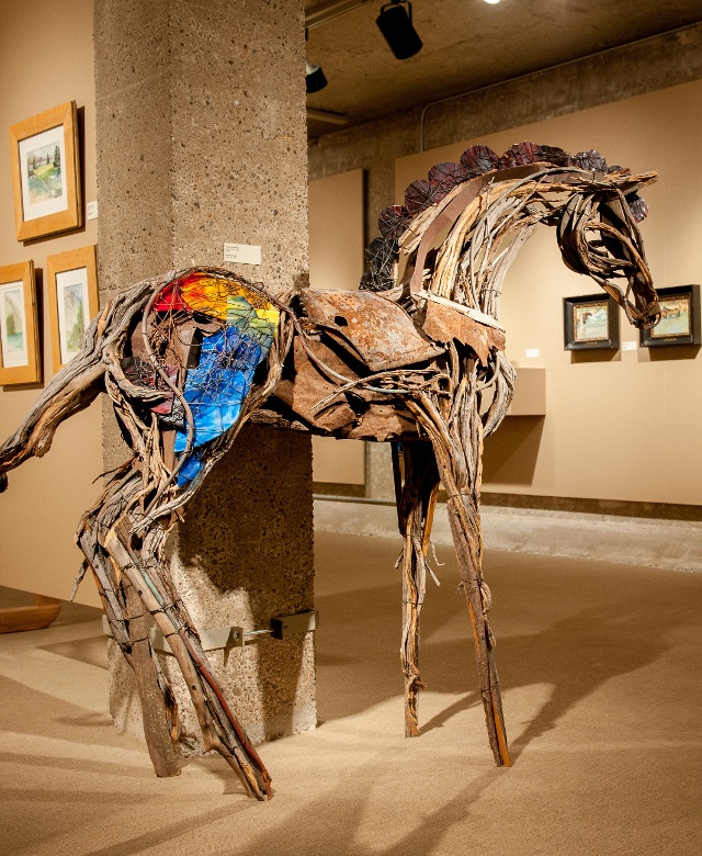 horse statue in an art gallery