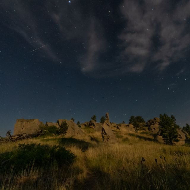 Dark skies at Medicine Rocks State Park