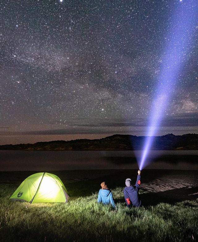 camping under the stars at Hell Creek State Park